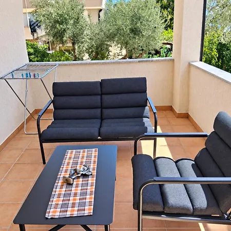 Apartament Lilly With Outdoor Trampoline And Grill