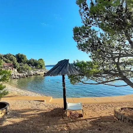 Lilly With Outdoor Trampoline And Grill Apartament *
